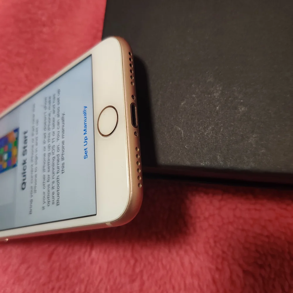 Apple iPhone - 64G T-MOBILE